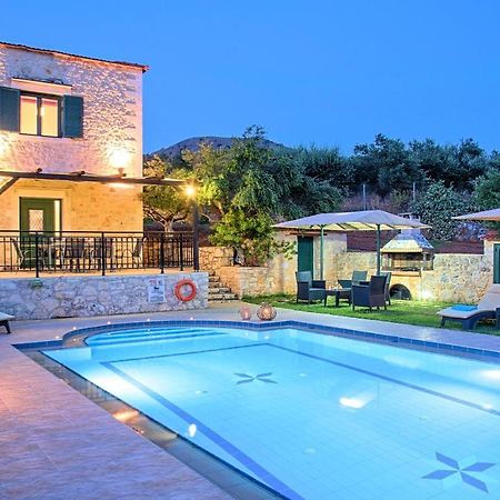 Villa Stelios Private Pool เยโอริยิอูโปลิส ภายนอก รูปภาพ