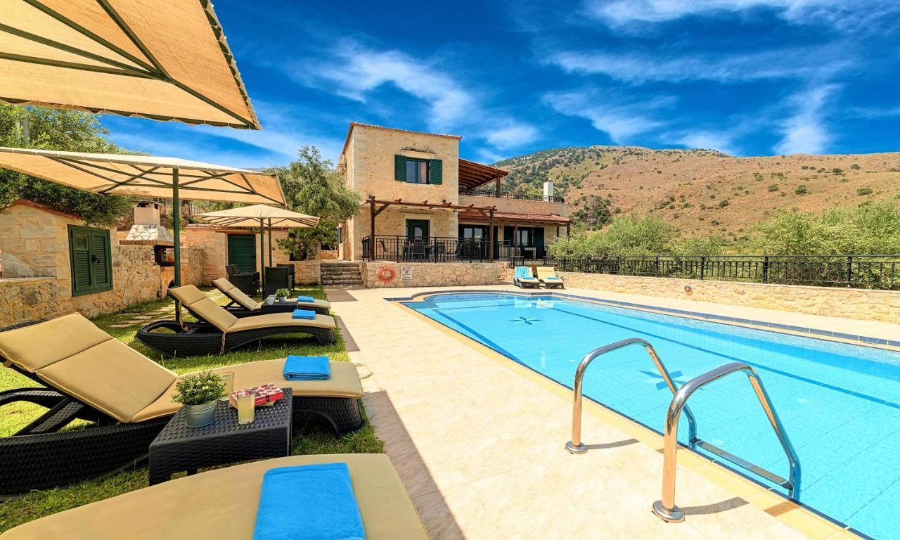 Villa Stelios Private Pool เยโอริยิอูโปลิส ภายนอก รูปภาพ
