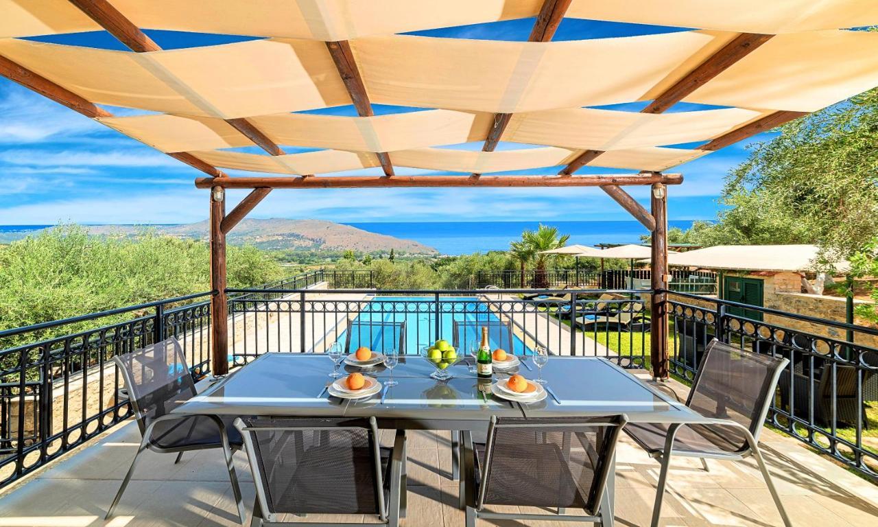 Villa Stelios Private Pool เยโอริยิอูโปลิส ภายนอก รูปภาพ